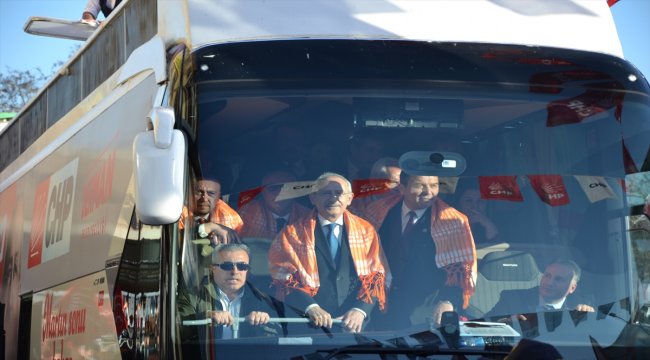 "Biz ülkemizi seviyoruz, kavga istemiyoruz"