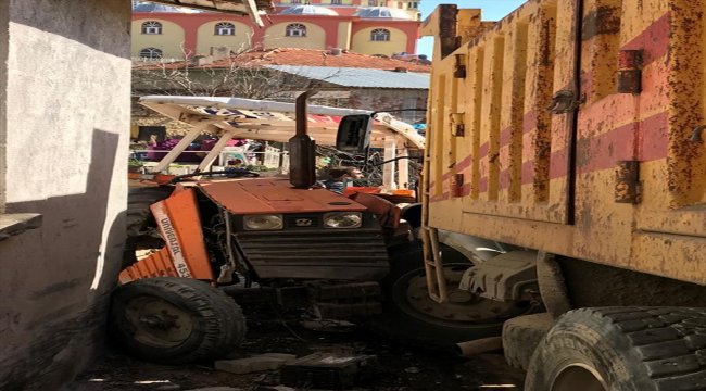 Freni boşalan kamyonun çarptığı kadın öldü