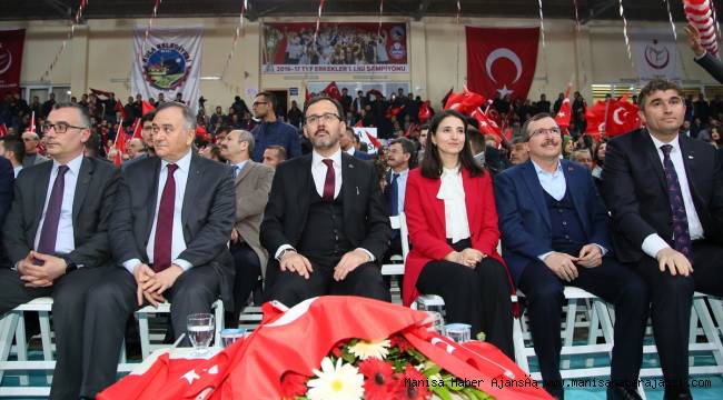 Gençlik ve Spor Bakanı Kasapoğlu, Manisa'da