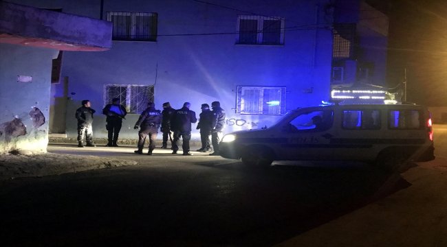 İzmir'de silahlı saldırı: 2 yaralı