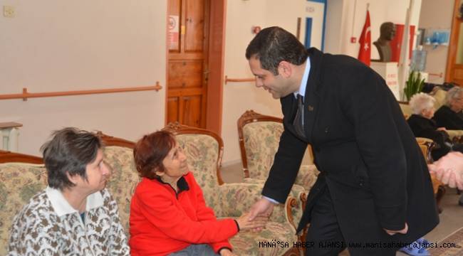 KIRALOĞLU: KADINLARIMIZ OLMASAYDI TUFANA KAPILMIŞ NESNELER GİBİ SÜRÜKLENİRDİK