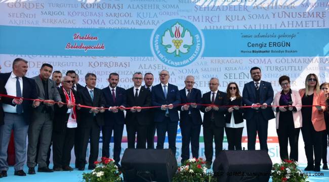 Manisa'da açılan kavşağa "Bülent Ecevit" ismi verildi