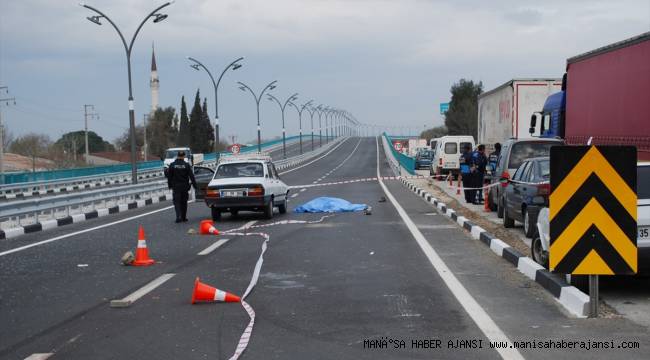 Manisa'da otomobil yayaya çarptı: 1 ölü