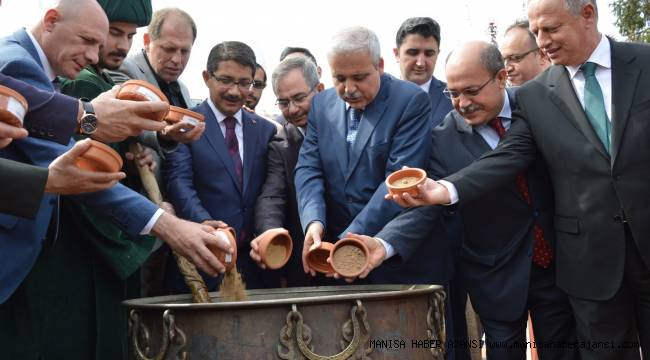 Mesir Macunu Festivali’nde karma töreni heyecanı