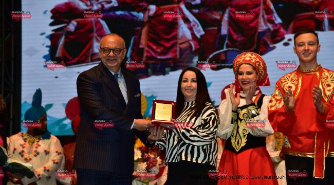 Uluslararası Halk Dansları, Festivali Renklendirdi