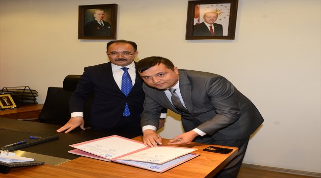 Uşak Belediyesinde devir teslim töreni