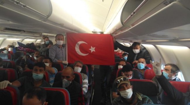 60 binden fazla kişi Türkiye'ye getirildi