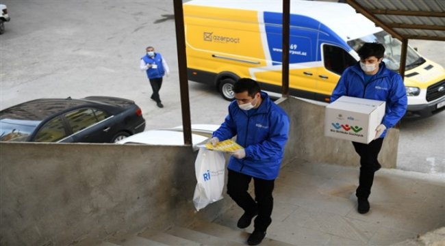 “Azərpoçt”dan “Biz birlikdə güclüyük” aksiyasına dəstək