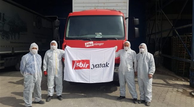 Binlerce yastık yola çıktı