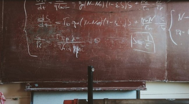 Danimarka'da okullar açılmaya başladı