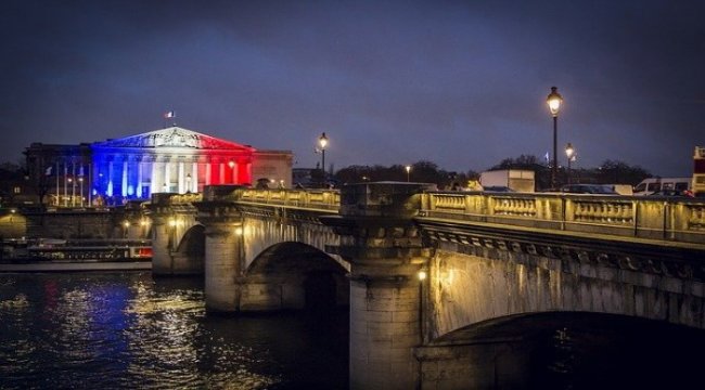 Fransa'nın Bütçe Açığı Yüzde 9 Olacak