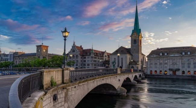 İsveç xalqının hökumət siyasətinə böyük dəstəyi