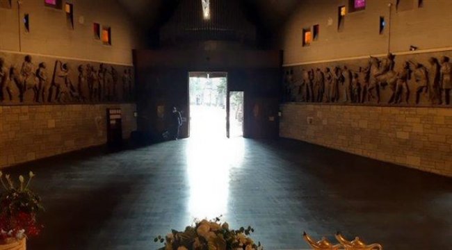 İtalya'da morga dönüştürülen kilisede artık dua okunabilecek