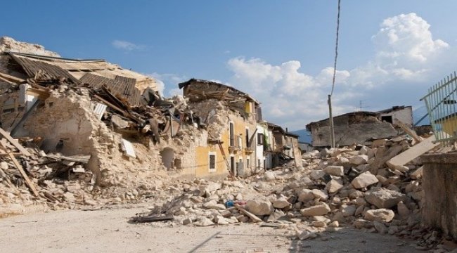 Manisa'da 4,1 büyüklüğünde deprem