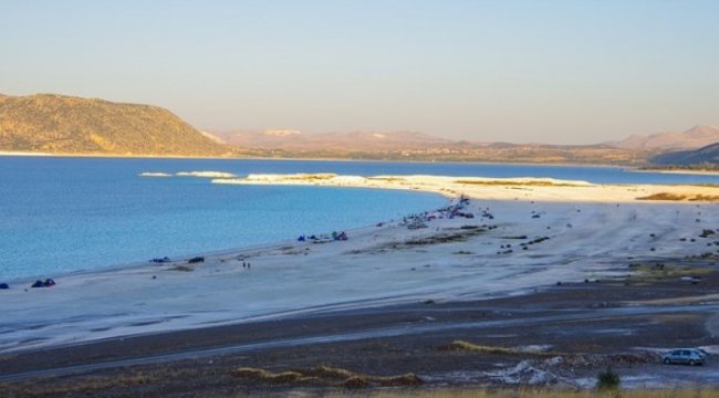 Salda Gölü'ne kamera sistemi kurulacak