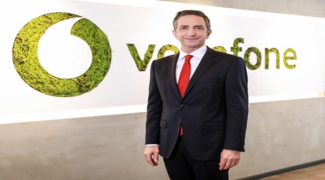 Ünlü isimlerden "Napiim Evdeyim Konserleri"