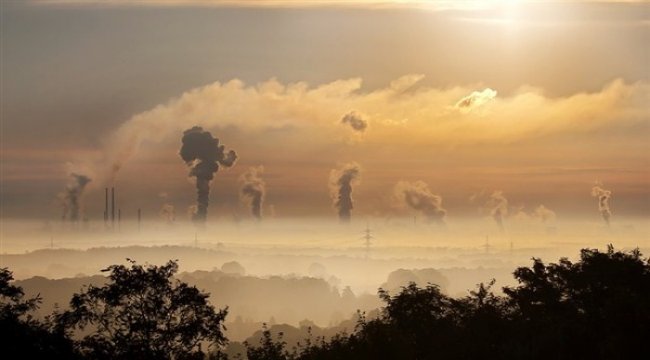 ABD'de perakende satışlar ve sanayi üretiminde rekor düşüş