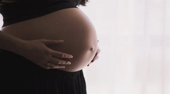 Hamilelikte tiroid hormonlarının ölçülmesi anne-bebek sağlığı için çok önemli