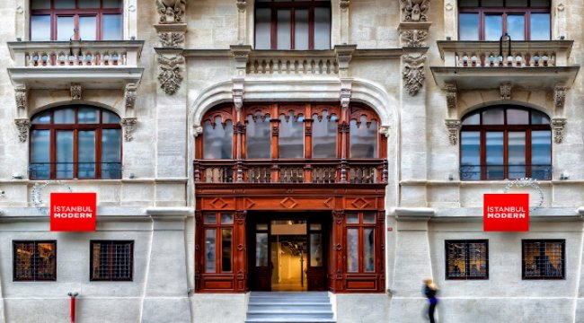 İstanbul Modern kapılarını yeniden açıyor