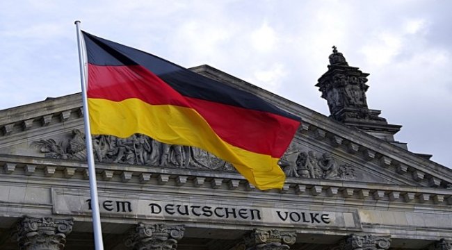 Merkel ve Eyalet Liderleri gevşemeler konusunda anlaştı