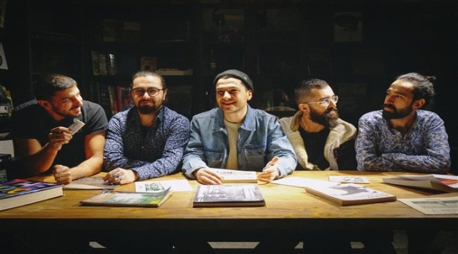 Nasıl Derler Bilirsin'den yeni bir hikaye "Sevmiş Gibi"