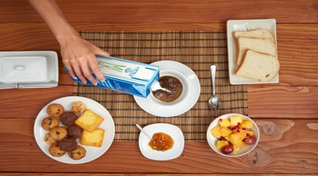 Sağlıklı sindirim için Laktozsuz Süt tüketin