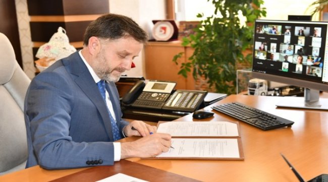 Sözleşmeli üretimde online imzalar atıldı