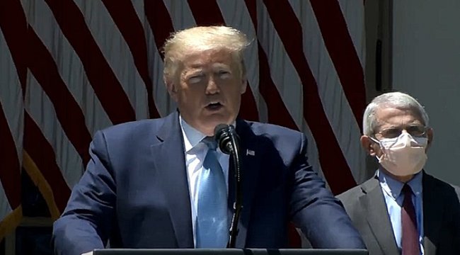 Trump: “Yıl sonuna kadar Koronavirüs aşısını üretmiş olmayı planlıyoruz"