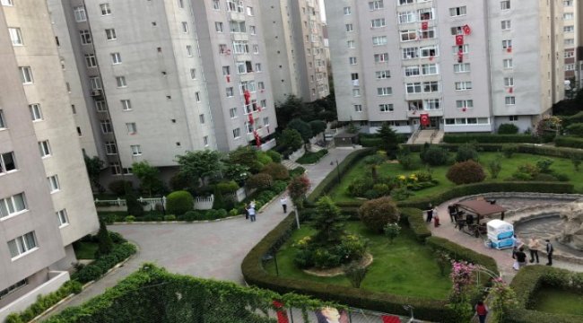 Tüm Türkiye 19:19’da İstiklal Marşı’nı okudu