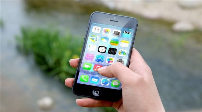 Cep telefonları kansere neden olur mu?