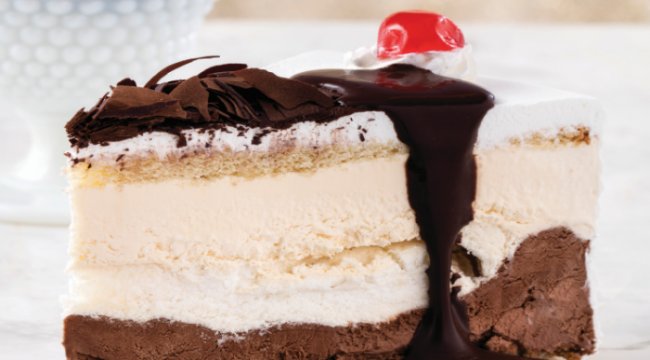 Divan’dan yaz aylarının vazgeçilmez lezzeti: Rokoko pasta