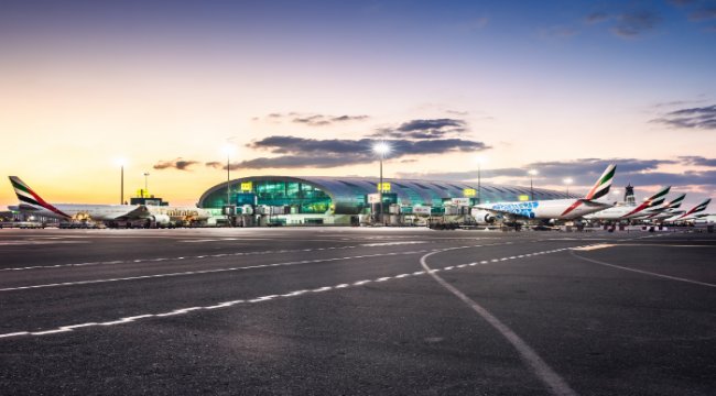 Emirates yolculara hizmet vermeye ve turistleri Dubai ile buluşturmaya hazır