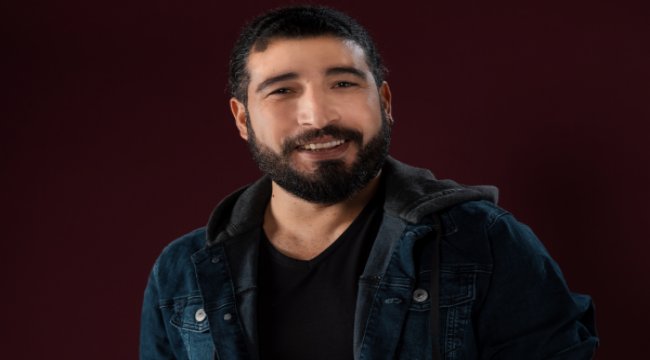 Ferat Üngür sevilen "Sitem" parçasını dinleyiciyle buluşturdu