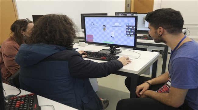 Herkes eve kapandı, dijital oyun satışları patladı