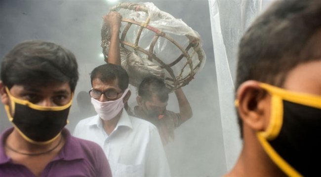 Hindistanda son 24 saatda koronavirusa 13,5 min yoluxma halı qeydə alınıb