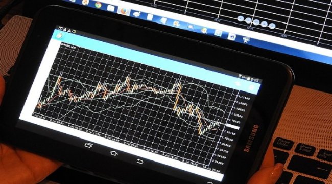 İkinci dalga endişeleri risk iştahı üzerinde baskı oluşturmaya devam ediyor