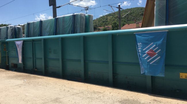 Marmaray ile ilk cam ihracatını Şişecam düzcam geçekleştirdi