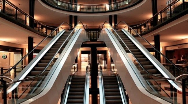 Pendorya AVM'de kira bedellerinde yüzde 50 indirdim