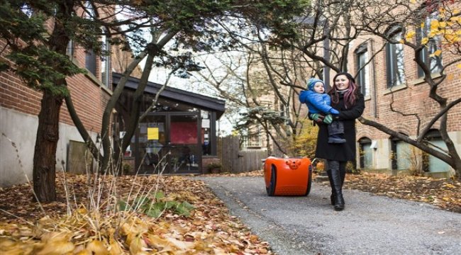 Piaggio’nun asistan robotu Gita tasarım ödüllerini topladı