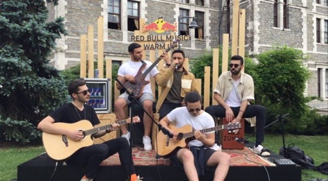 Red Bull Warm Up finalistlerini müzikseverlerin oyları belirleyecek