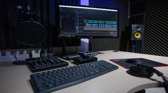 Türkiye’nin ilk ve tek polisiye kültürü dergisi 221B, artık podcastleriyle de yayında