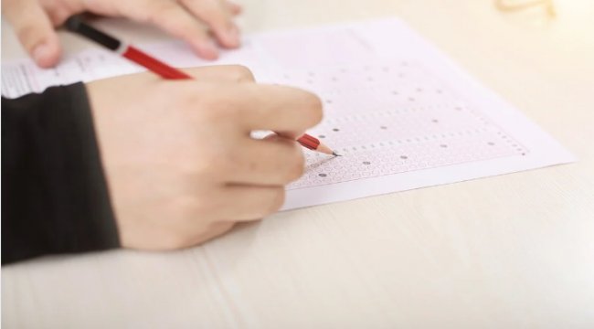 Üniversite sınavına girecek öğrencilere beslenme tavsiyeleri