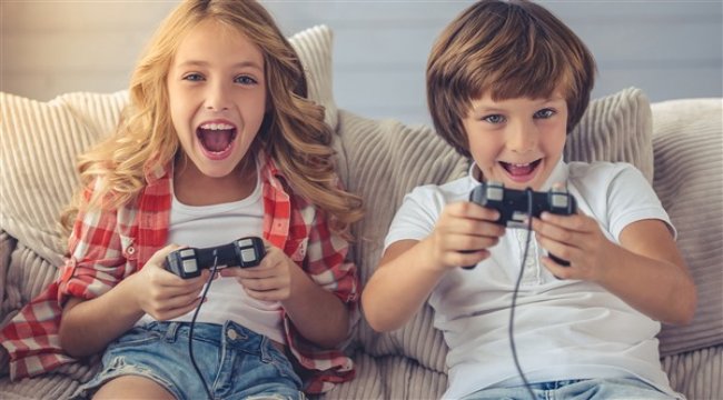 Yaz tatilini online oyunlarla geçirecek çocuklar için 8 uyarı
