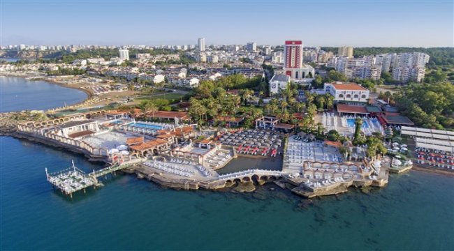 Antalya Lara’da eşsiz konaklama ve tatil deneyimi