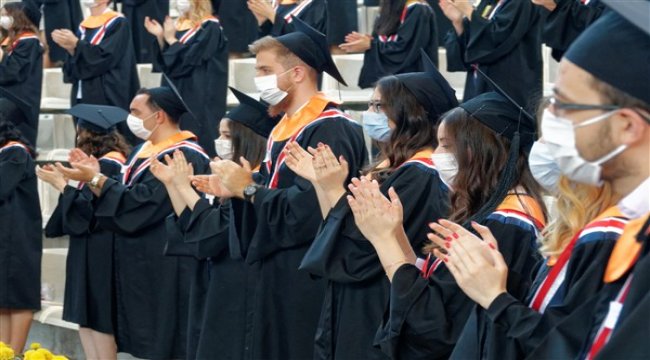 Bilkent Üniversitesi 2020 mezunlarını uğurluyor