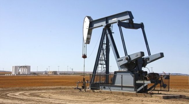 Crude Oil-Düşen fiyat eğiliminin geçilememesi ile geri çekiliyor