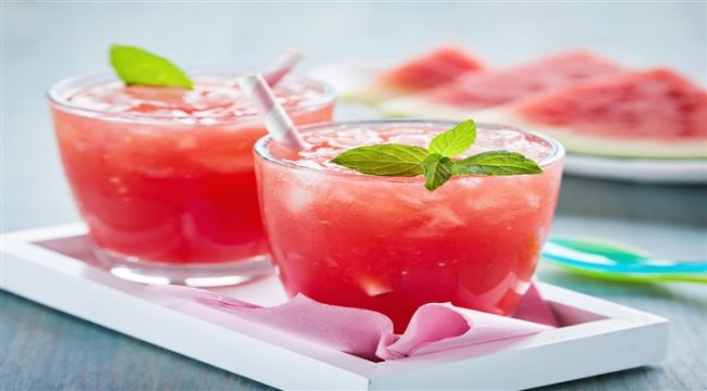 Düşük kalorili 7 yaz içeceği