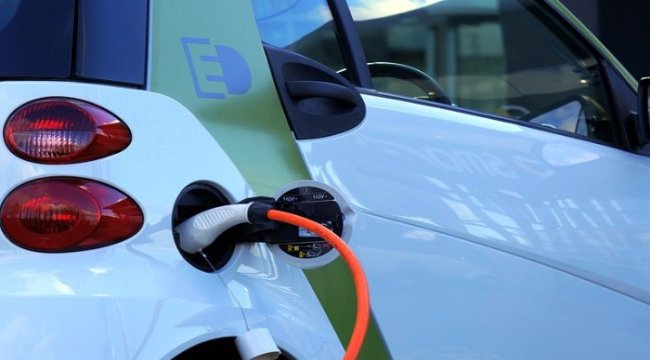 Elektrikli ve hibrid otomobil satışları arttı