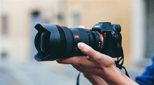 Geniş açılı zum lensi 12-24mm G Master™ ile full-frame lens serisini genişletti