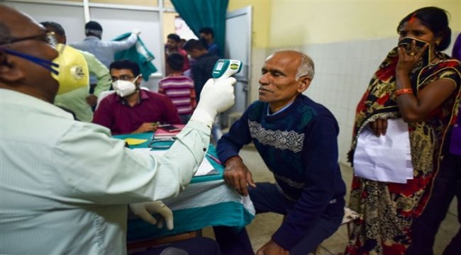 Hindistanda gündəlik yoluxma sayı 40 mini ötüb